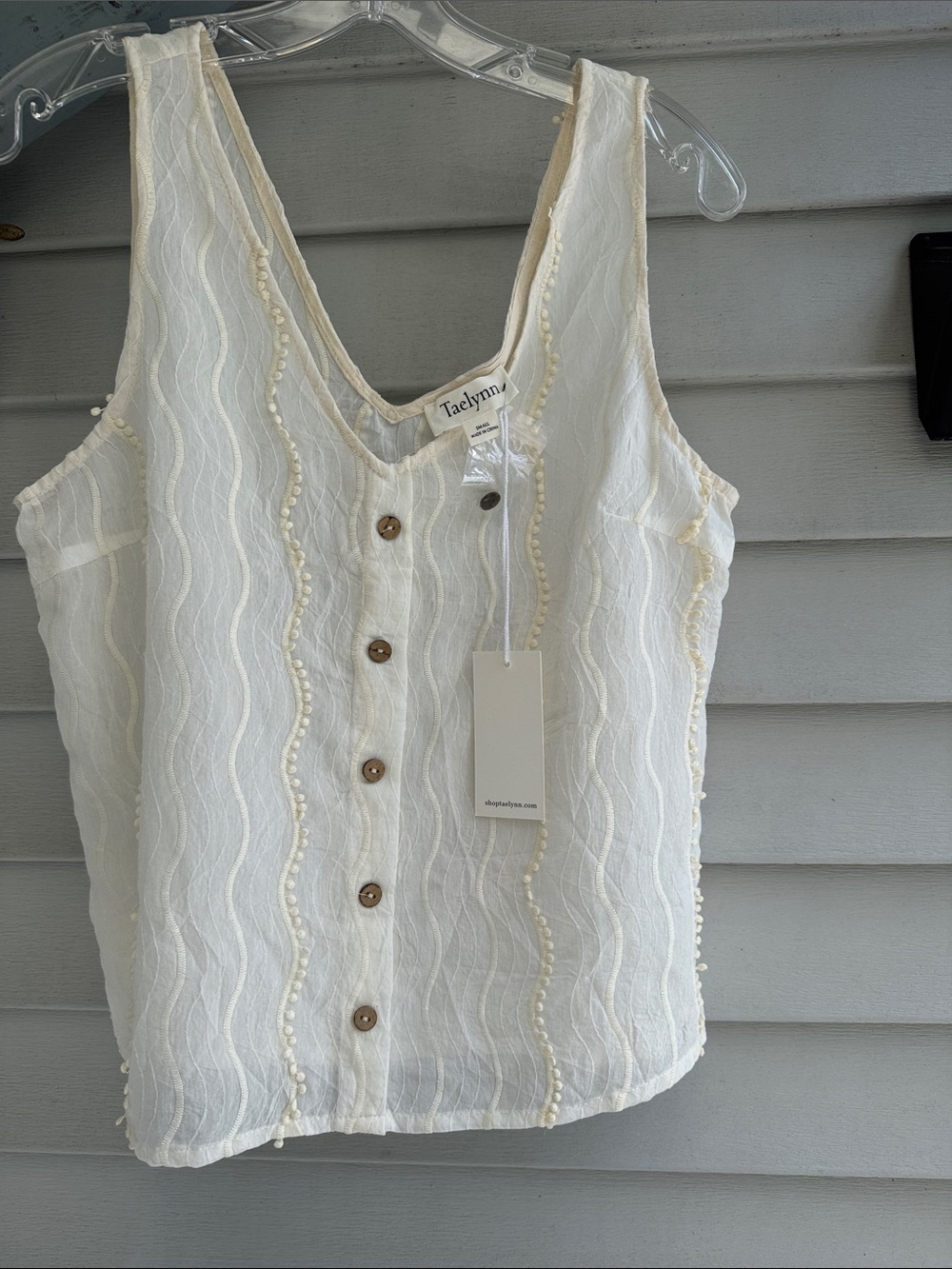 Cream Button-Front Wavy Texture Camisole